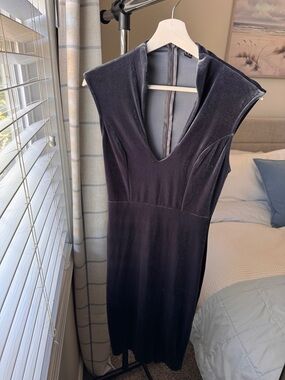 Windsor Navy Velvet Midi Dress